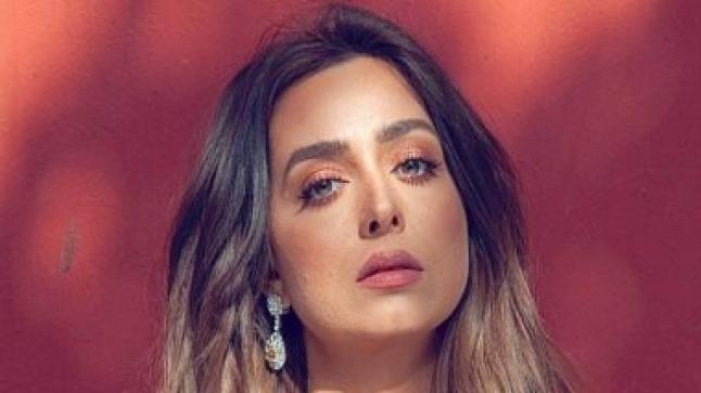 هبة مجدى مُدرسة في مسلسل “طلقة حظ”