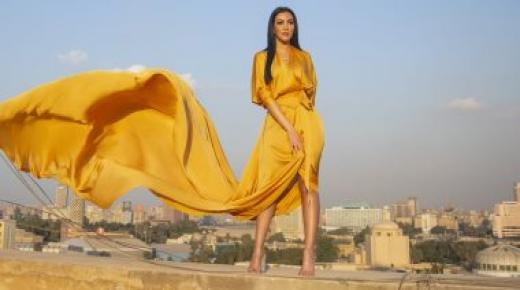 ميرهان حسين في جلسة تصوير خطيرة