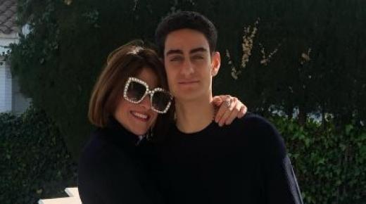 هيدي كرم عن ابنها.. “فخورة بيه ولو هتقولوا عندى 60 برده على قلبى زى العسل”