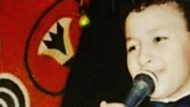 حمادة هلال يفتح ألبوم ذكرياته بصورة طفولتة “كانت أيام حلوة”