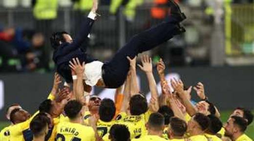 بعد تتويج فيريال بلقب الدوري الأوروبي ابمري يدافع عن فريقه