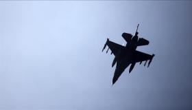 مسؤول يمني يكشف عن مقتل أحد القيادات الحوثية الكبرى في غارة للتحالف العربي