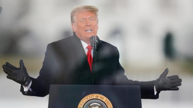 ترامب يفتتح منصة جديدة بعد مرور عام من اغلاق تويتر وفيسبوك حساباته