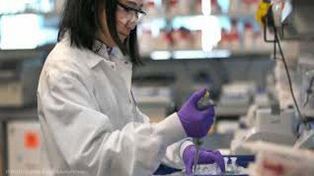 دراسة جديدة من معمل في سنغافورة تكشف أن فيروس كورونا لا يعدي الا بعد مرور 11 يوم من تاريخ الاصابة