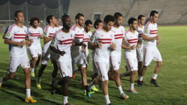 الزمالك المصري يواصل تحضيراته لملاقاة طلائع الجيش على ملعب بتروسبورت