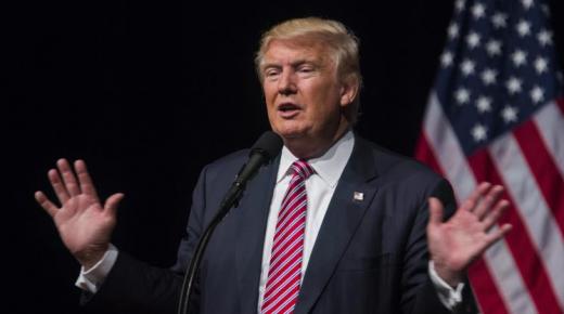 أمريكا : ترامب يقدم برنامج لخفض الضرائب وهو الأكبر في تاريخ الدولة