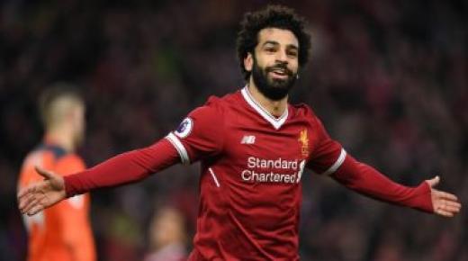 محمد صلاح يتسبب في بكاء طفل من مشجعي ليفربول . شاهد الفيديو وتعرف على السبب